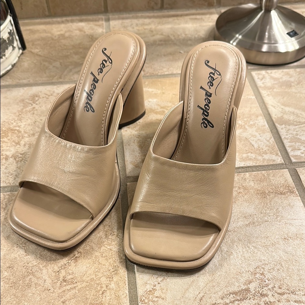 Free People Tan Women's Shoes